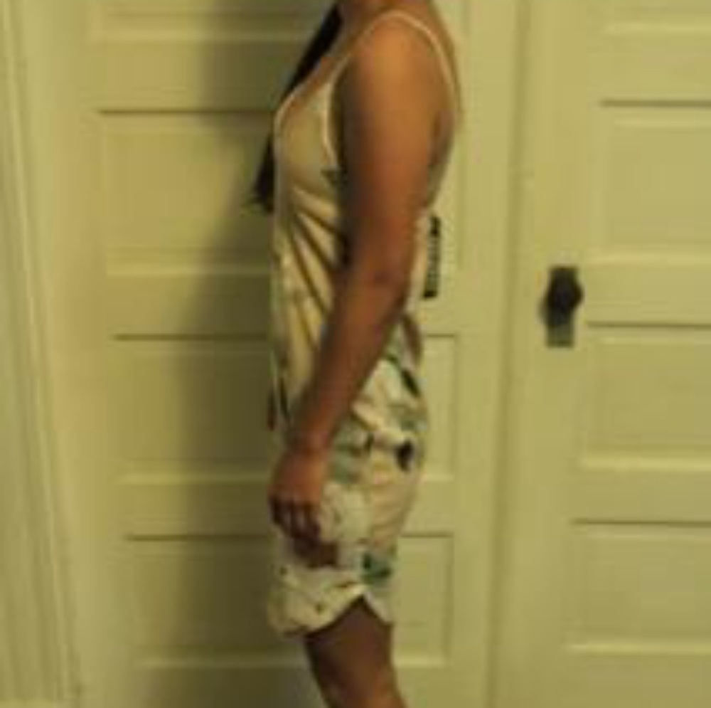 Dress - Picture 3 of 4